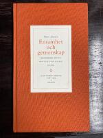 Ensamhet och gemenskap : m&auml;nniskors m&ouml;ten med och utan masker : ess&auml;er