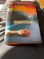 Skuggflickan