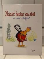 Nasse hittar en stol