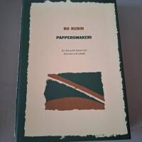 Pappersmakeri : ett klassiskt hantverks historia och teknik