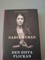 Den sista flickan : ber&auml;ttelsen om min f&aring;ngenskap och kamp mot Islamiska staten