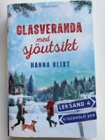 Glasveranda med sj&ouml;utsikt