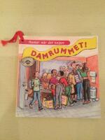 Damrummet : humor n&auml;r det kniper