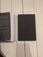 A sleight of shadows 