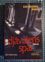 I dj&auml;vulens sp&aring;r