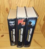  Millennium trilogin: M&auml;n som hatar kvinnor, Flickan som lekte med elden och Luftslottet som spr&auml;ngdes 