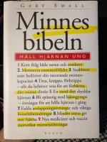 Minnesbibeln : h&aring;ll hj&auml;rnan ung