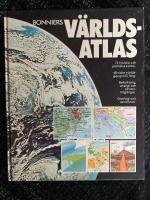 Bonniers v&auml;rldsatlas : med v&auml;rldsgeografi i f&auml;rg