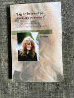 Jag &auml;r baserad p&aring; verkliga personer : ironi och r&ouml;stgivande i Kristina Lugns f&ouml;rfattarskap