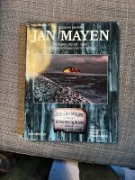 Jan Mayen Norges utpost i vest &Ouml;yas historie gjennom 1500 &aring;r