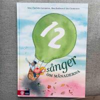 12 s&aring;nger om m&aring;naderna