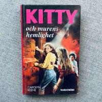 Kitty och murens hemlighet