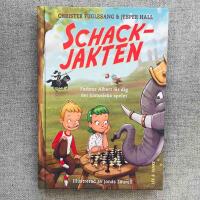 Schackjakten : farbror Albert l&auml;r dig det historiska spelet