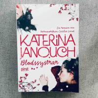 Blodssystrar : roman