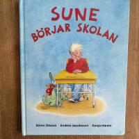 Sune b&ouml;rjar skolan