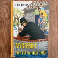 Mysteriet med det konstiga byltet