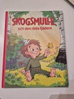 Skogsmulle och den r&ouml;da fj&auml;dern