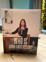 Who is Anna Andersson? : portraits of Sweden&acute;s most popular name
