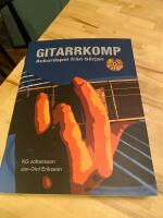 Gitarrkomp : ackordspel fr&aring;n b&ouml;rjan