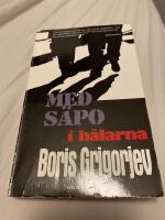 Med S&auml;po i h&auml;larna