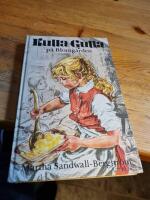 Kulla-Gulla p&aring; Blomg&aring;rden