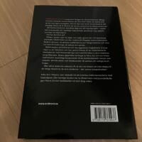 D&ouml;den i grytan : om v&aring;r r&auml;dsla f&ouml;r riktig mat