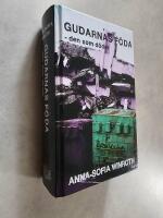 Gudarnas f&ouml;da : den som d&ouml;dar - signerad 