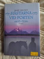 H&auml;starna vid porten