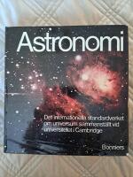 Astronomi : det internationella standardverket om universum