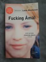 Fucking &aring;m&aring;l - Manuskript 