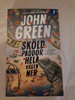 Sk&ouml;ldpaddor hela v&auml;gen ner