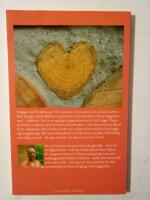 V&auml;ggar av ved. En bok om kubbhusens historia och m&ouml;jligheter