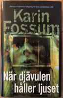 N&auml;r dj&auml;vulen h&aring;ller ljuset