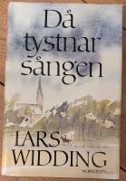 D&aring; tystnar s&aring;ngen : en sm&aring;stadskr&ouml;nika