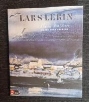 Mellan husen : bilder fr&aring;n Lofoten