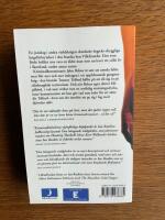 Den h&auml;ngande tr&auml;dg&aring;rden