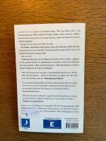 T&auml;tt intill dagarna : ber&auml;ttelsen om min mor