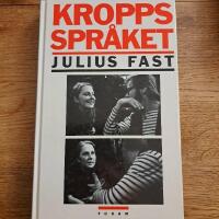 Kroppsspr&aring;ket