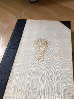 Idrottsboken 1971 - en presentation av f&ouml;reg&aring;ende &aring;rs svenska idrott och dess fr&auml;msta representanter med artiklar och aktuella idrottsproblem mm