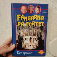 F&aring;ngarna p&aring; fortet - Det sp&ouml;kar 