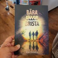 B&auml;ra eller Brista