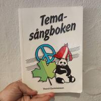 Temas&aring;ngboken inbunden