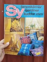 Sy lampsk&auml;rmar, gardiner, kuddar m m