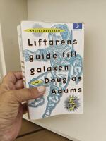 Liftarens guide till galaxen - alla 5 delar i en volym