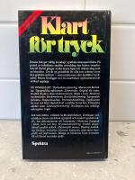 Klart f&ouml;r tryck : grafisk grundkunskap f&ouml;r alla som sysslar med trycksaker : en bok om manus, s&auml;ttning, repro, tryckning, typografi m m