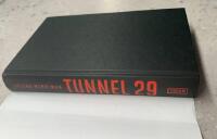 Tunnel 29 : den sanna historien om den osannolika flykten under Berlinmuren