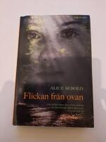 Flickan fr&aring;n ovan