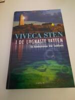 ***I de lugnaste vatten