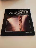 Uppt&auml;ck astronomi : en grundl&auml;ggande orientering