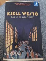 D&auml;r vi en g&aring;ng g&aring;tt : en roman om en stad och om v&aring;r vilja att bli h&ouml;gre &auml;n gr&auml;set